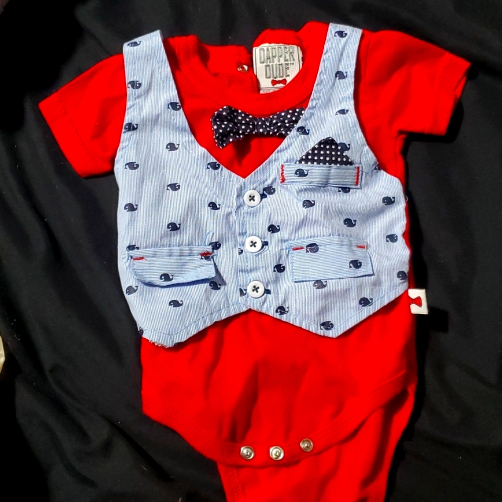 Dapper dude onesie 0-3 months